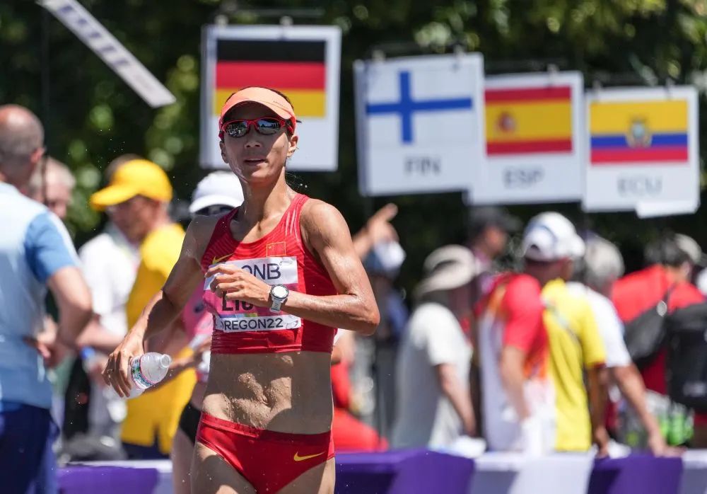 cd5cc4ecdcdc4e81bbc33ecef21bf2ad.jpg cd5cc4ecdcdc4e81bbc33ecef21bf2ad.jpg