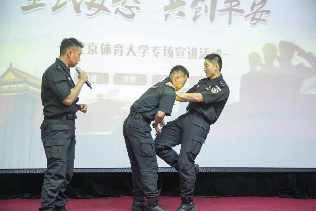 0ff88f4e7644493eba450071cffb0a3b.jpg 0ff88f4e7644493eba450071cffb0a3b.jpg