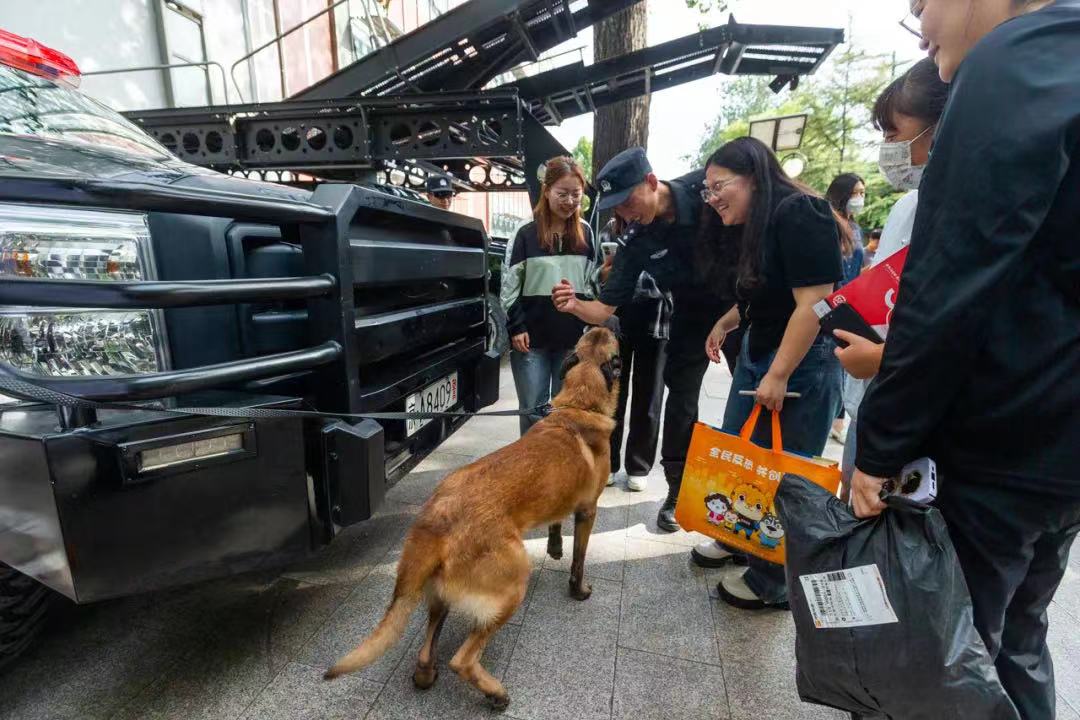 a8774d7f4bbc4737be4d76ea203dbf60.jpg a8774d7f4bbc4737be4d76ea203dbf60.jpg