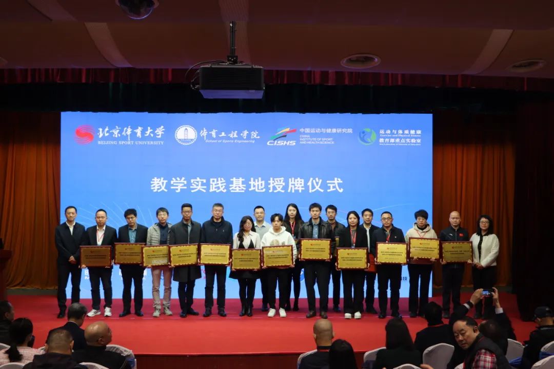 abf0d748570b4aa39f9f81f25ebb7000.jpg abf0d748570b4aa39f9f81f25ebb7000.jpg