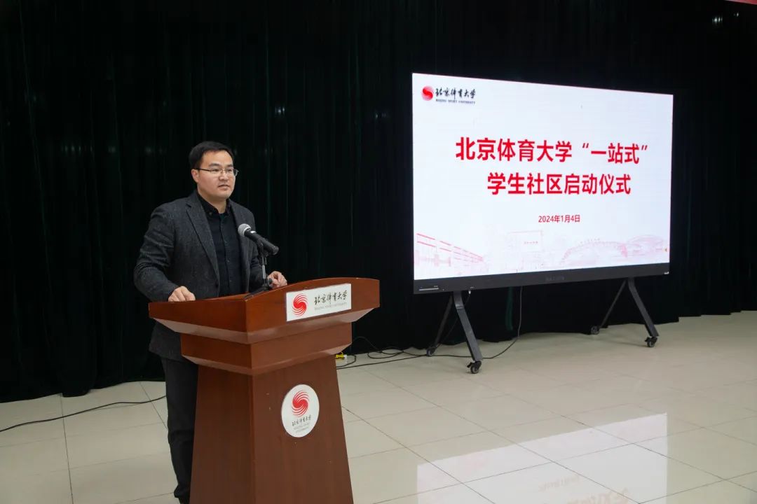 b60ce634e9ac4d3a9bc643f292a66601.jpg b60ce634e9ac4d3a9bc643f292a66601.jpg