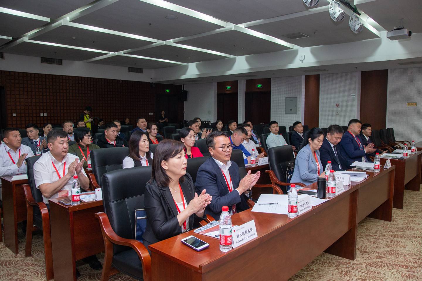 06a1cb7b9c8d424db1cf16bfd0d3283a.jpg 06a1cb7b9c8d424db1cf16bfd0d3283a.jpg