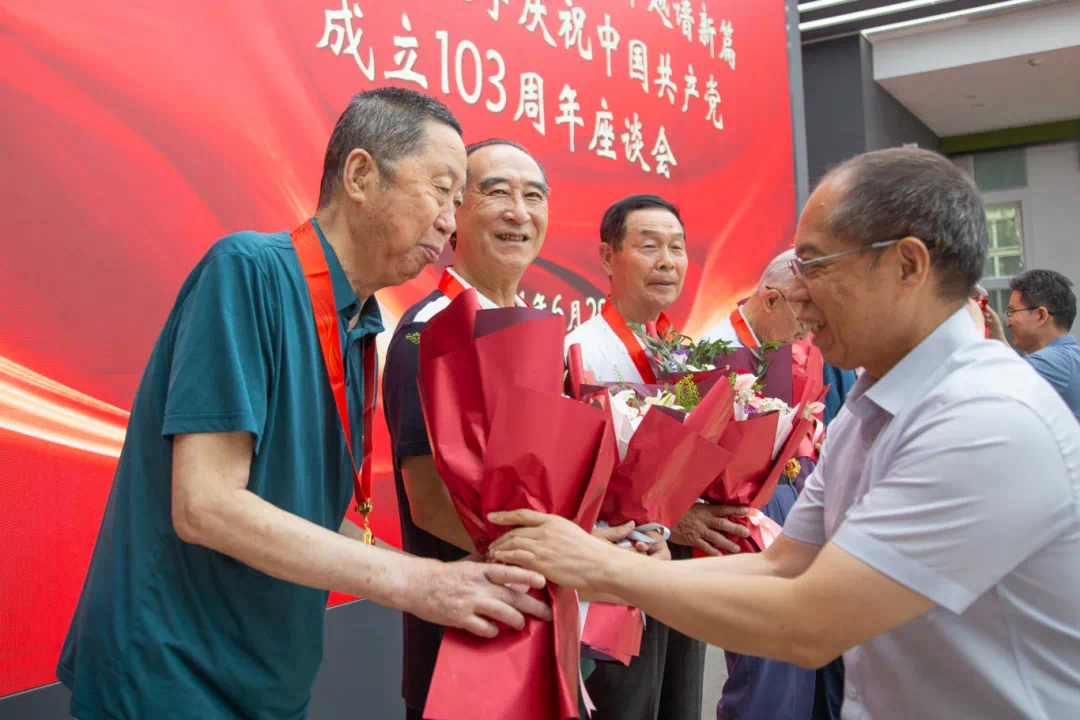 f1581903ff4c4552aea69eb1e7eabb8d.png f1581903ff4c4552aea69eb1e7eabb8d.png